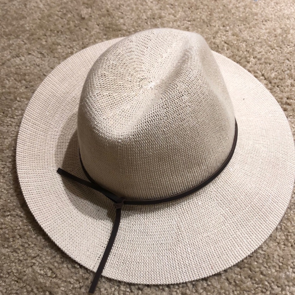 NEW Wyeth Linen Summer Hat